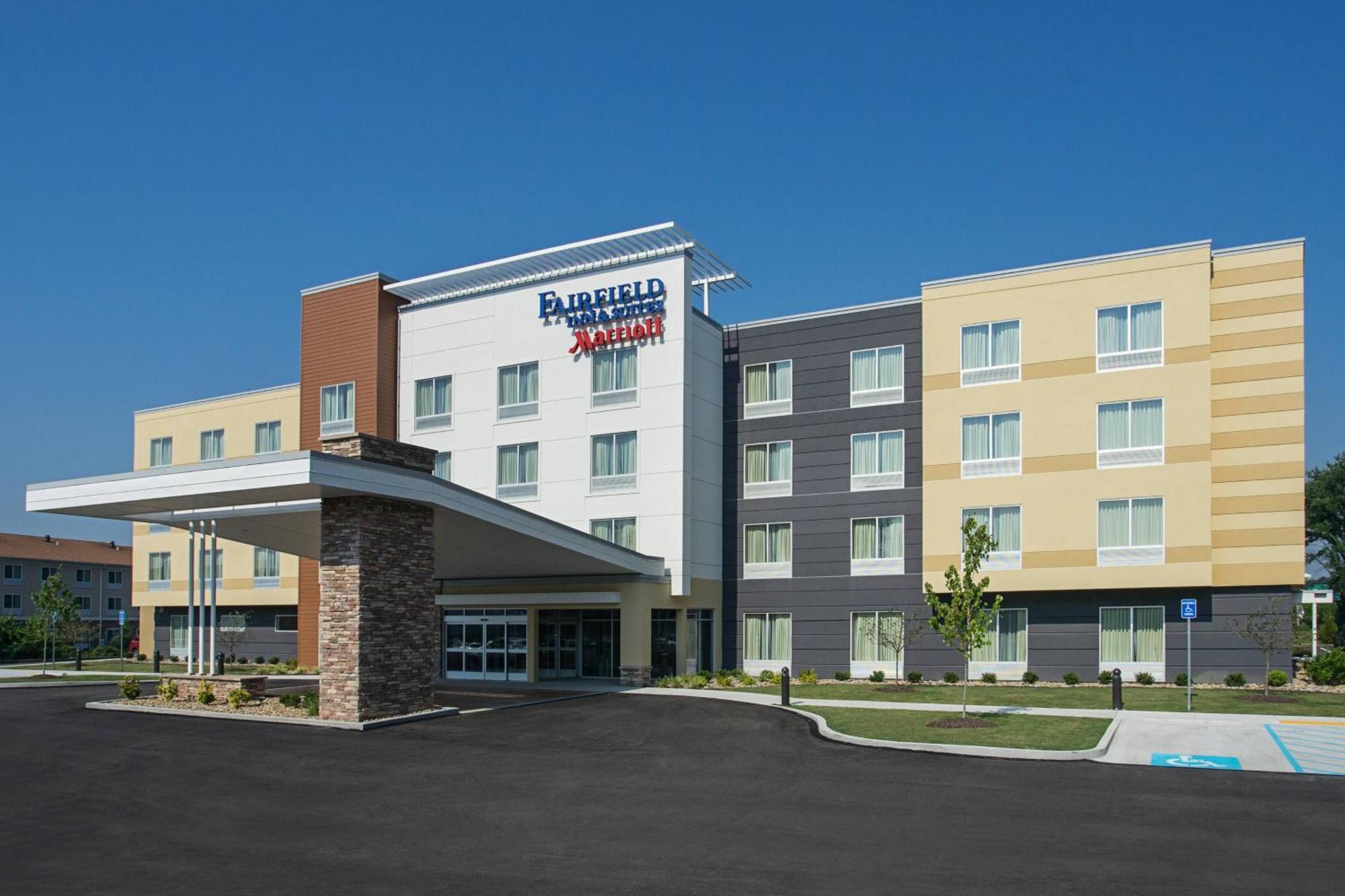 Fairfield Inn & Suites By Marriott Belle Vernon Ngoại thất bức ảnh