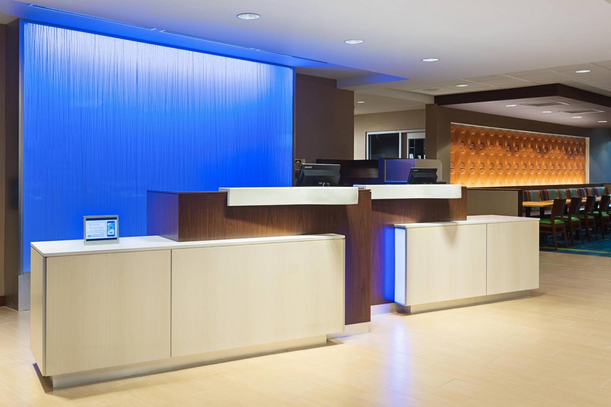 Fairfield Inn & Suites By Marriott Belle Vernon Ngoại thất bức ảnh